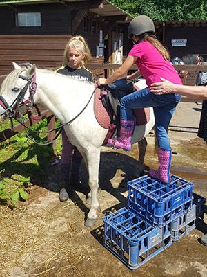 horse riding lesson 2